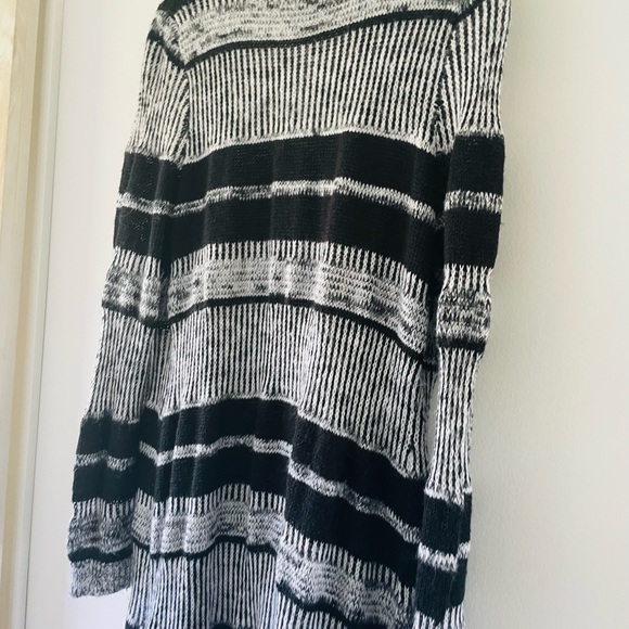 Long Open Sweater - Picture 6 of 6